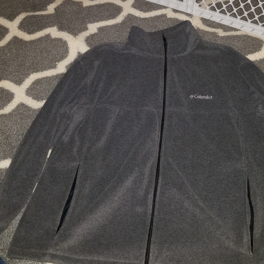 Mens Columbia fleece jacket
